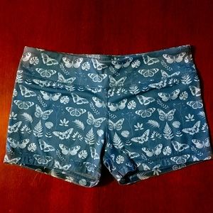Women's yoga shorts by IAB mfg. Size large